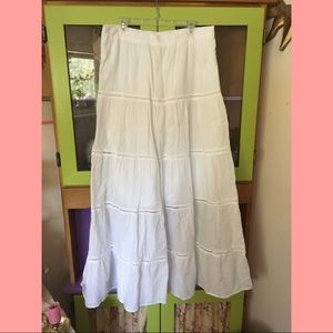 💐lovely white maxi skirt💐
